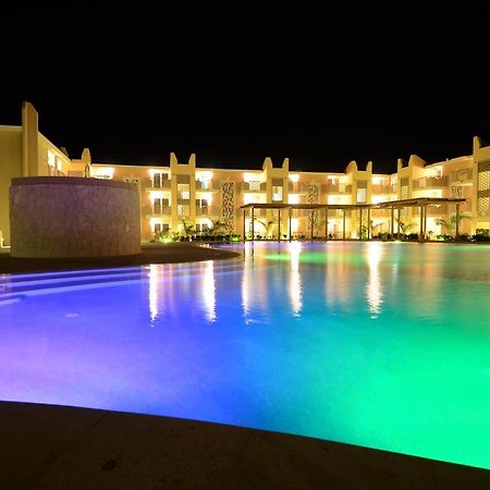 Apartment | In Tropical Resort | Pool | Close To Beach Santa Maria Ngoại thất bức ảnh